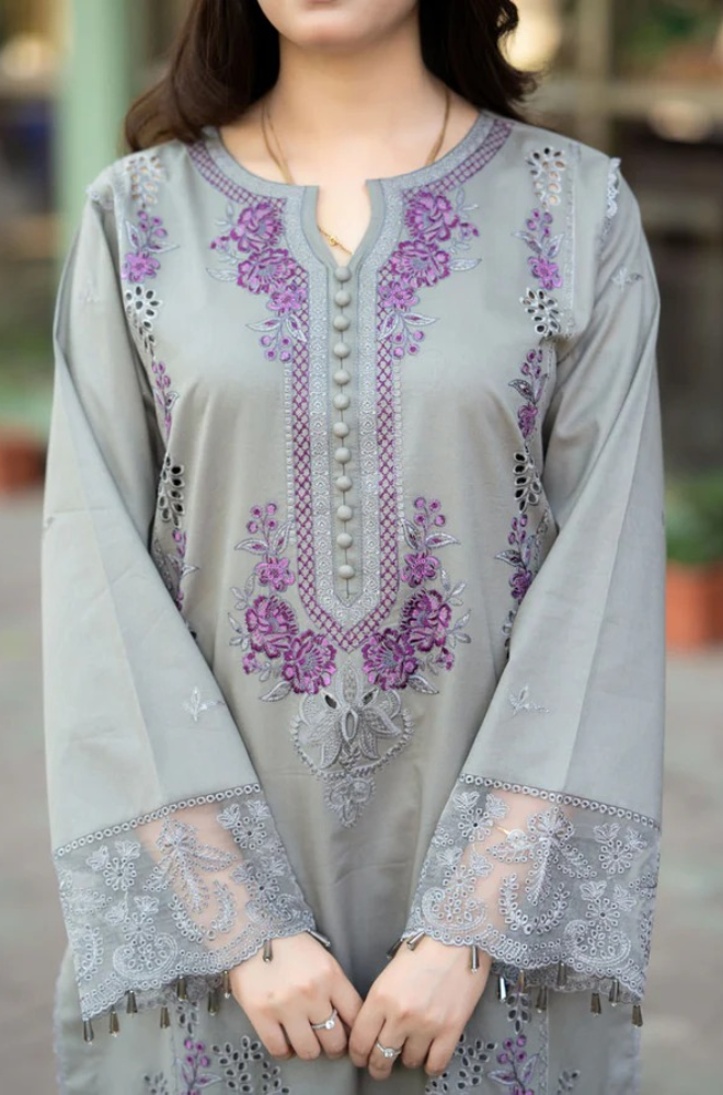 Summer 3PC Lawn Chikankari Embroidered Suit- BFB02890